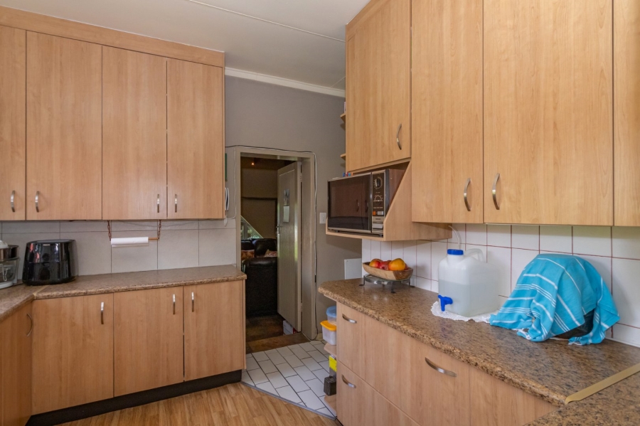 5 Bedroom Property for Sale in Jordania Free State